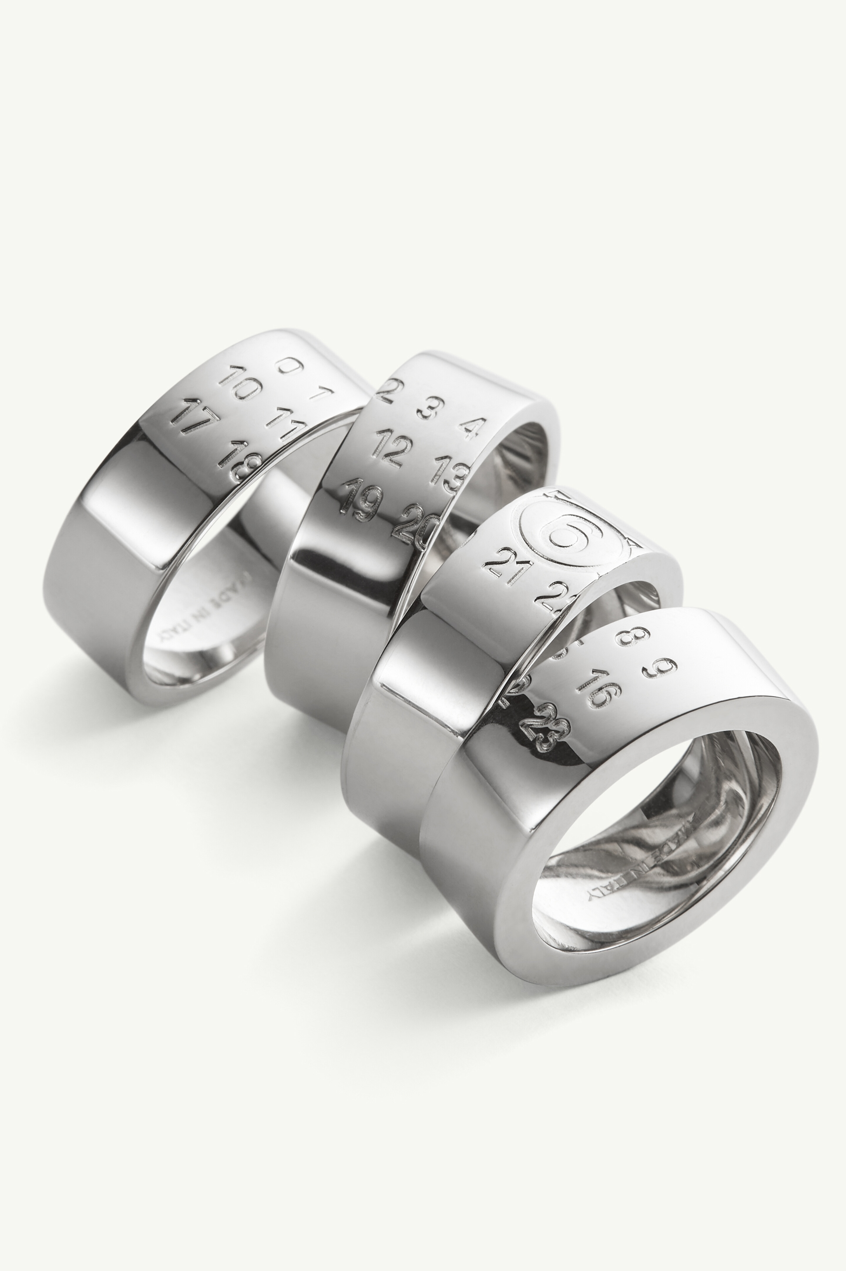Stacked numeric ring - 3