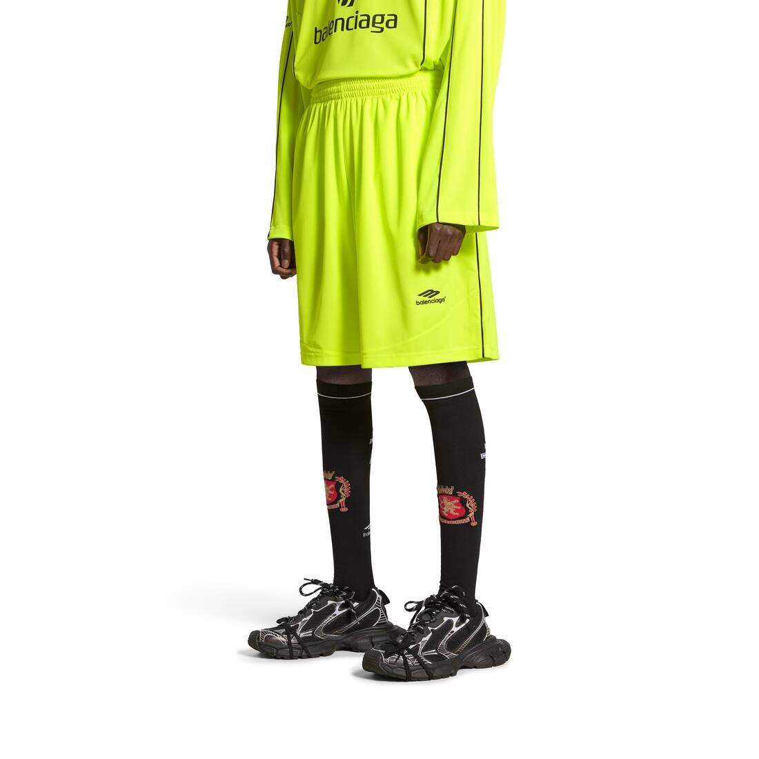 Men's Soccer Baggy Shorts in Neon Yellow - 5