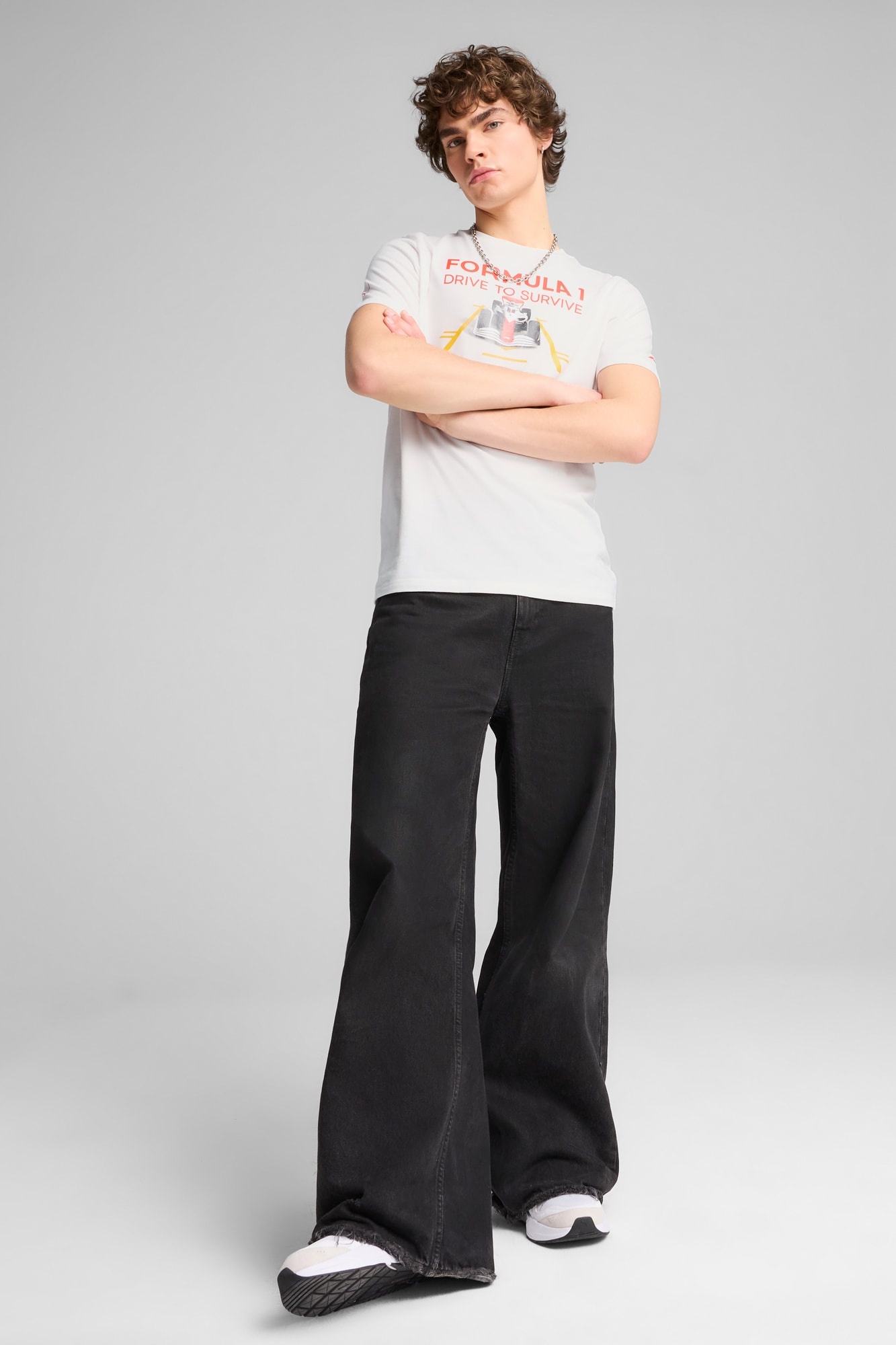 F1® Drive to Survive Men's Tee - 5