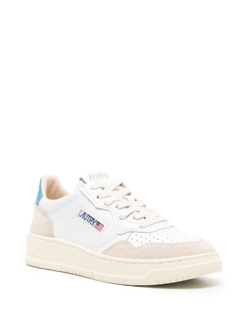 AUTRY Medalist leather sneakers outlook