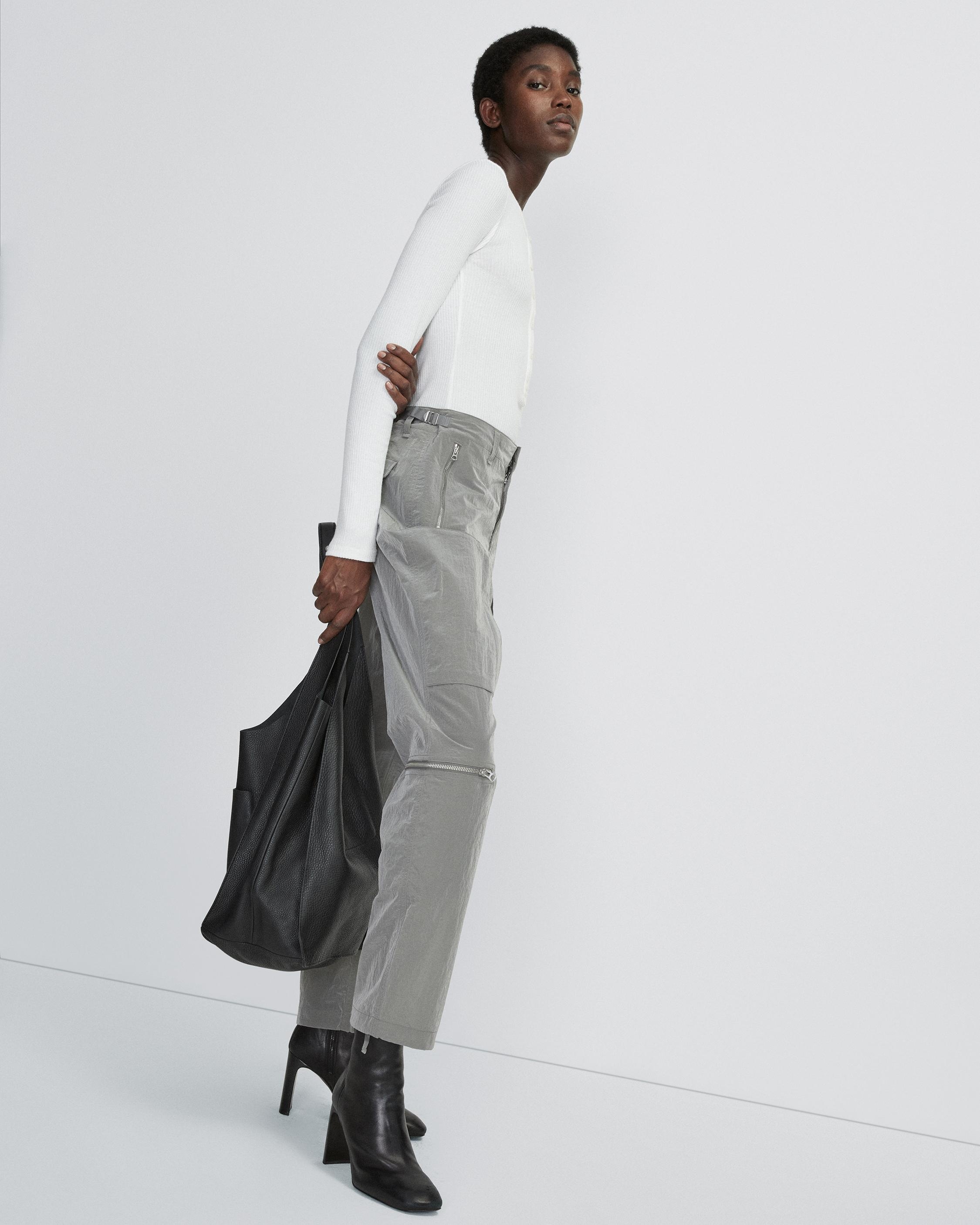 Kai Flight Pant
Nylon Pant - 6