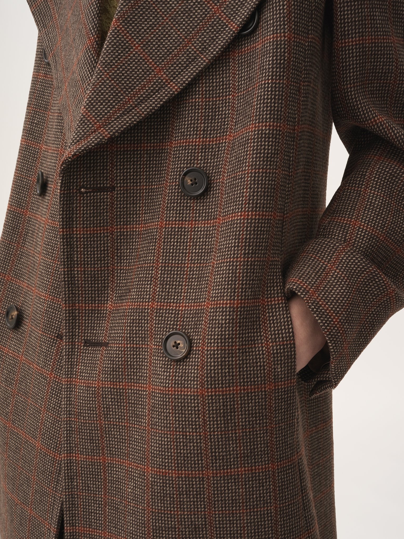 LONG DOUBLE-BREASTED COAT IN CHECK WOOL - 7