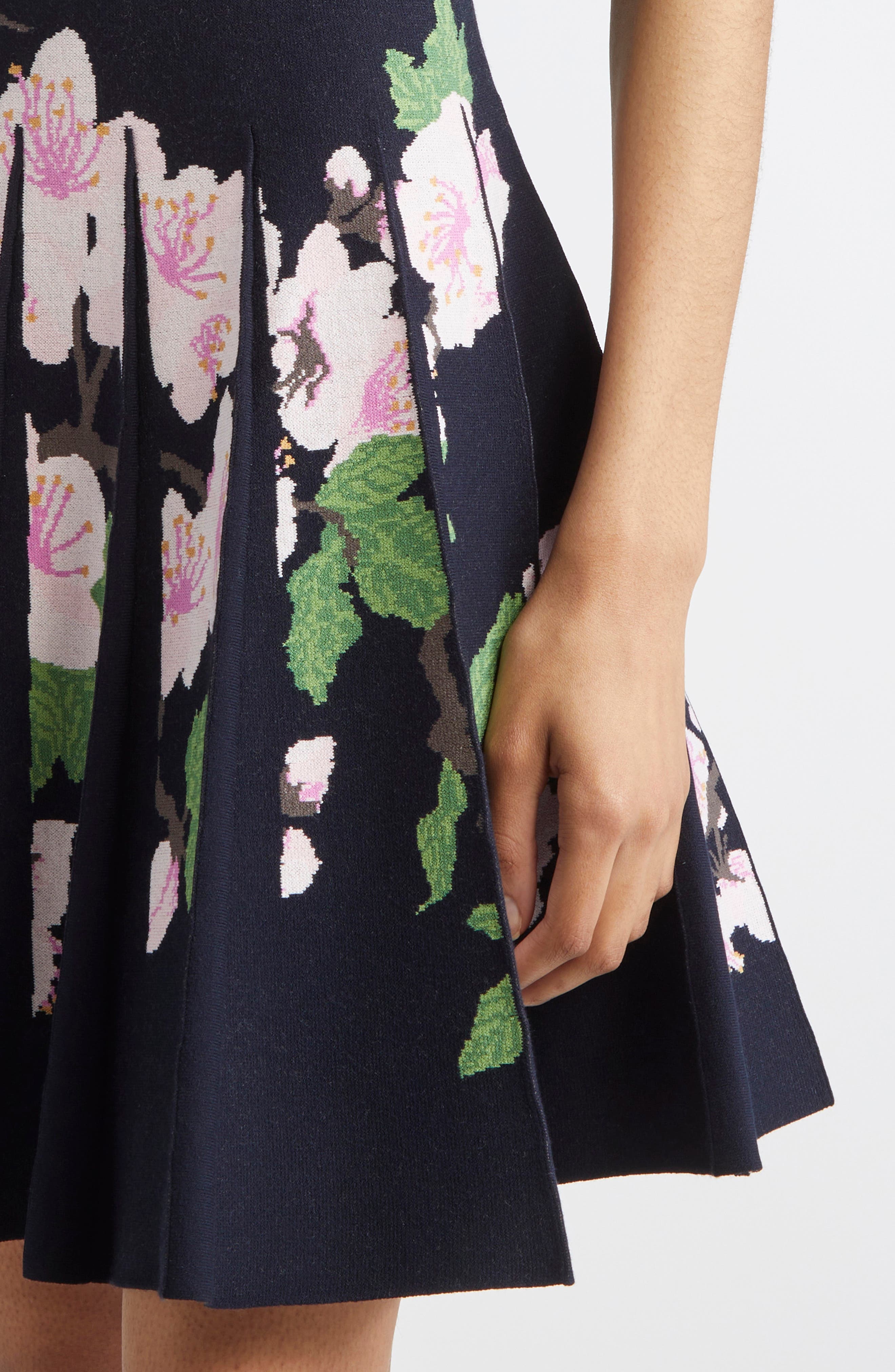 Oscar de la Renta Cherry Blossom Pleated Jacquard Knit Fit & Flare Dress in Navy/Pink at Nordstrom - 4