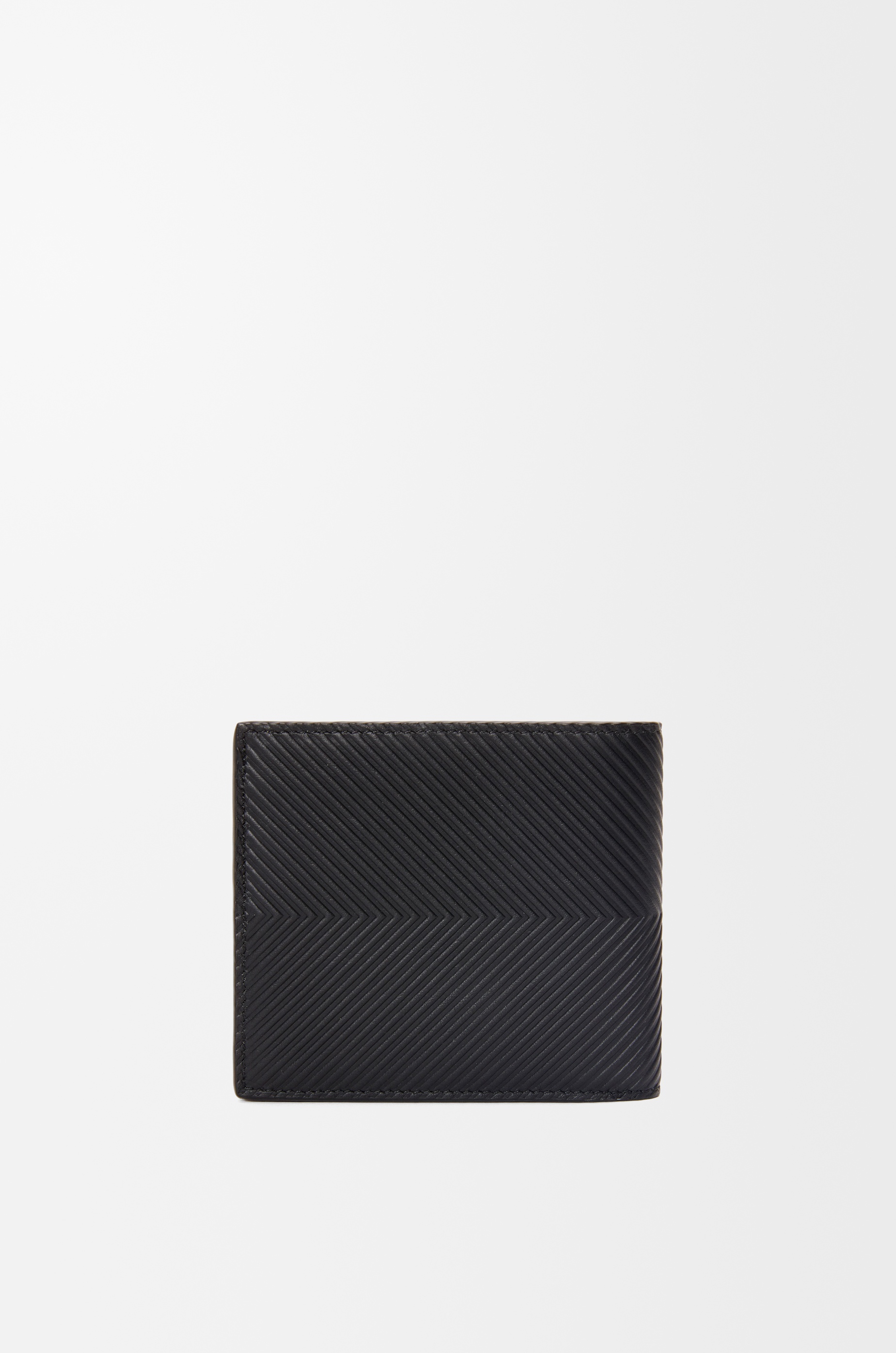 Bifold wallet in textured classic calfskin - 4