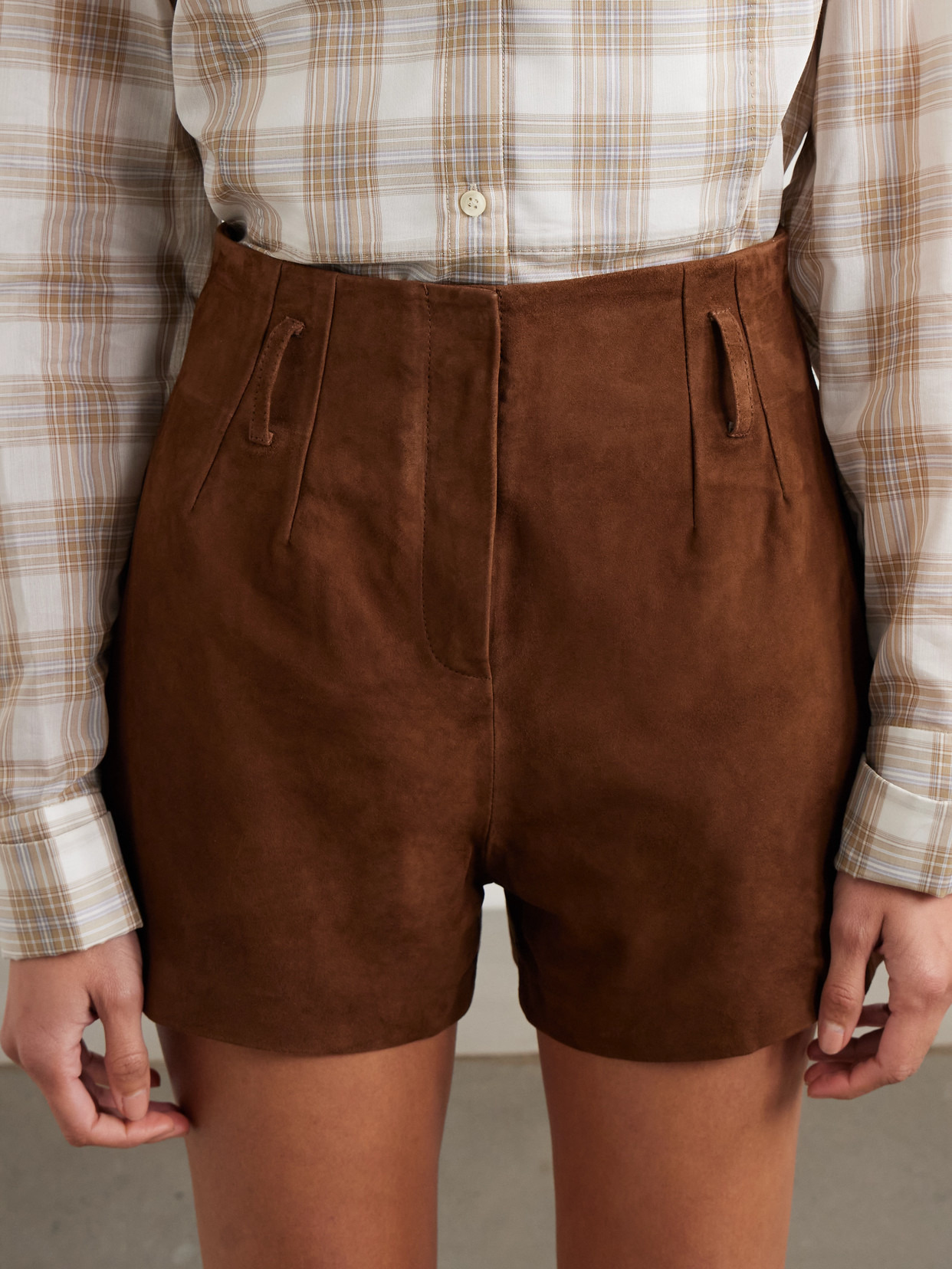 Lise Suede Shorts - 4