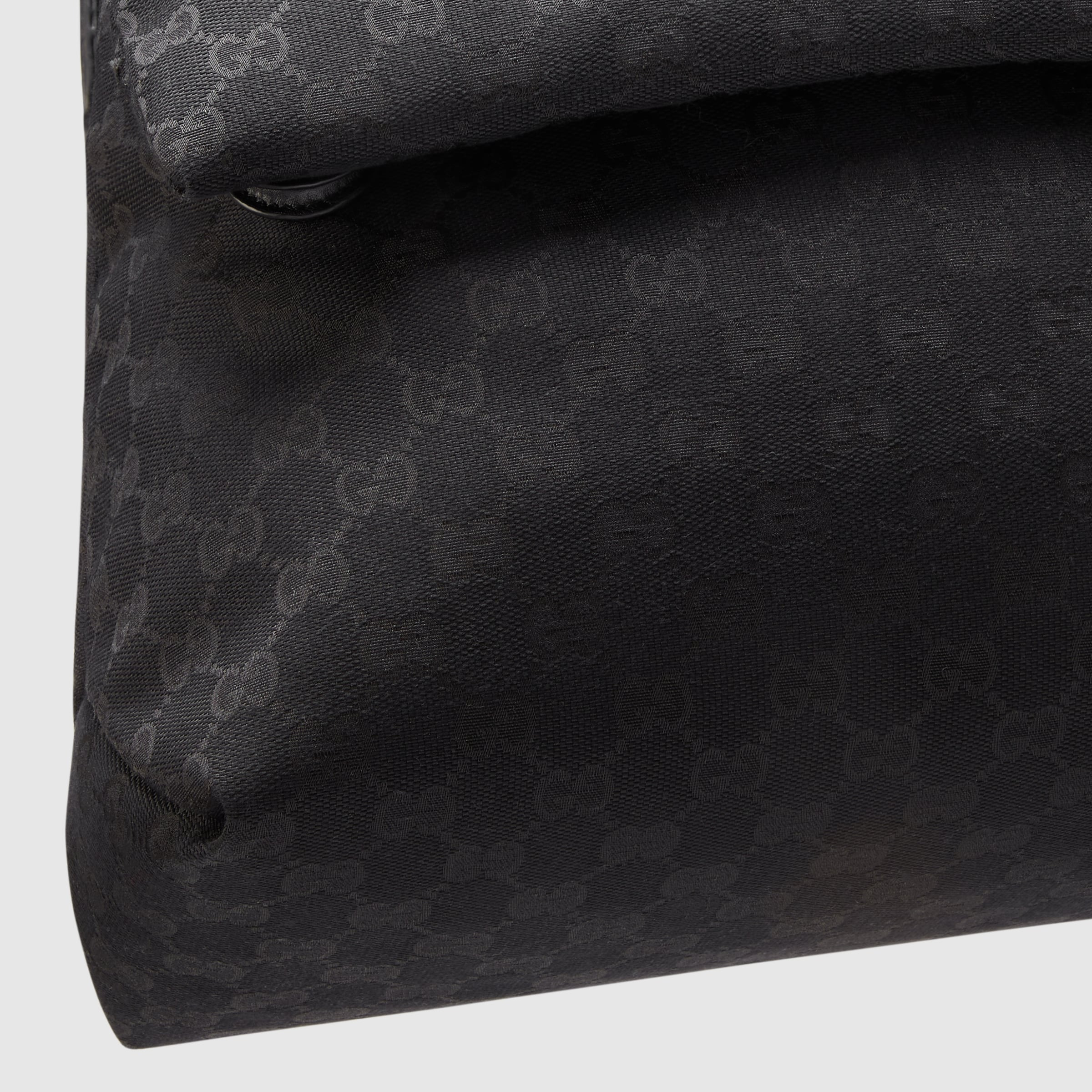Medium GG crossbody bag with Web - 10