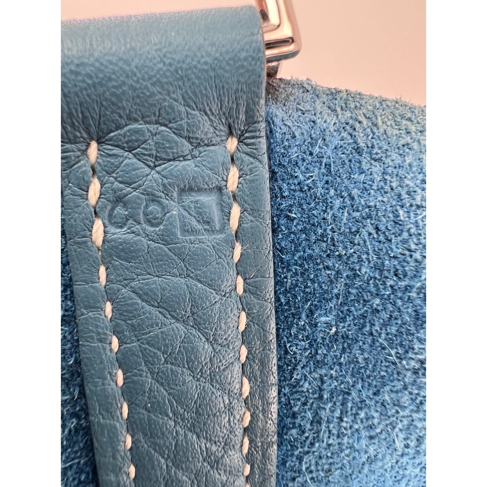Hermes Taurillon Clemence Picotin 22 MM Blue Leather Hand Bag - 7