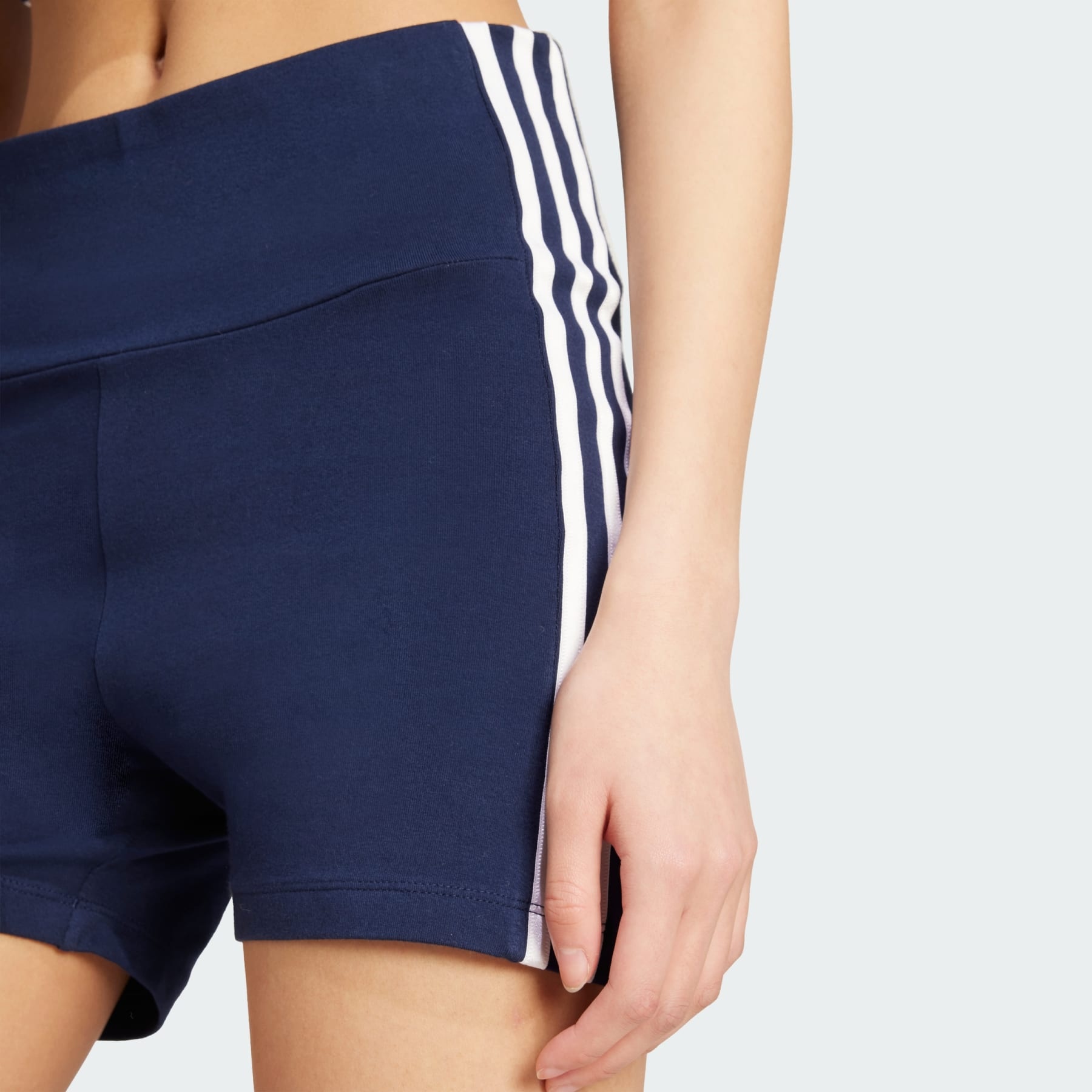 Adicolor 3-Stripes Booty Shorts Co - 5