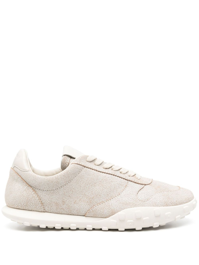 Moon sneakers 1