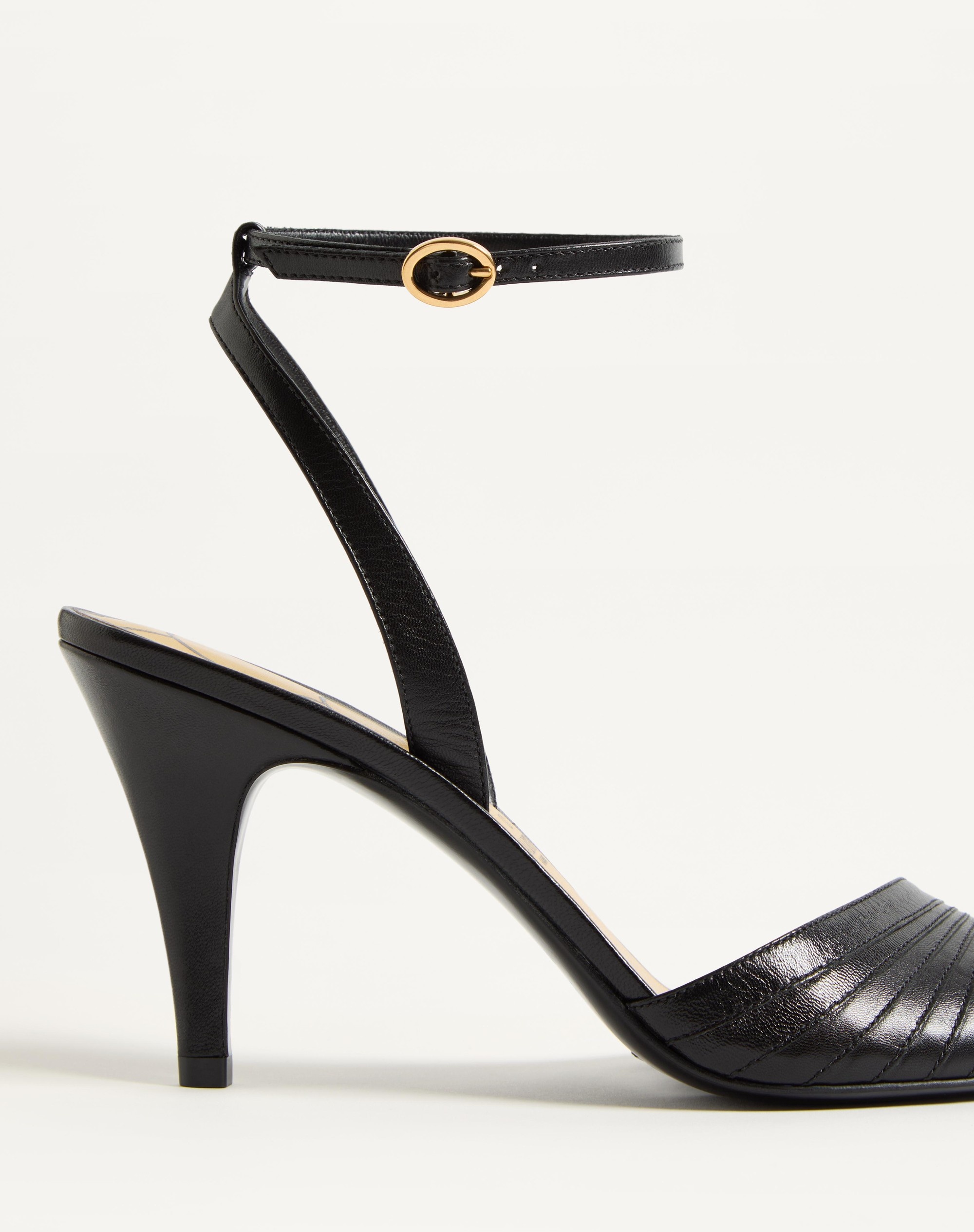 サンダル・ミュール VALENTINO BLACK LEATHER LADYCRUSH SANDALS Valentino LADYCRUSH SANDAL IN KIDSKIN 85MM | REVERSIBLE