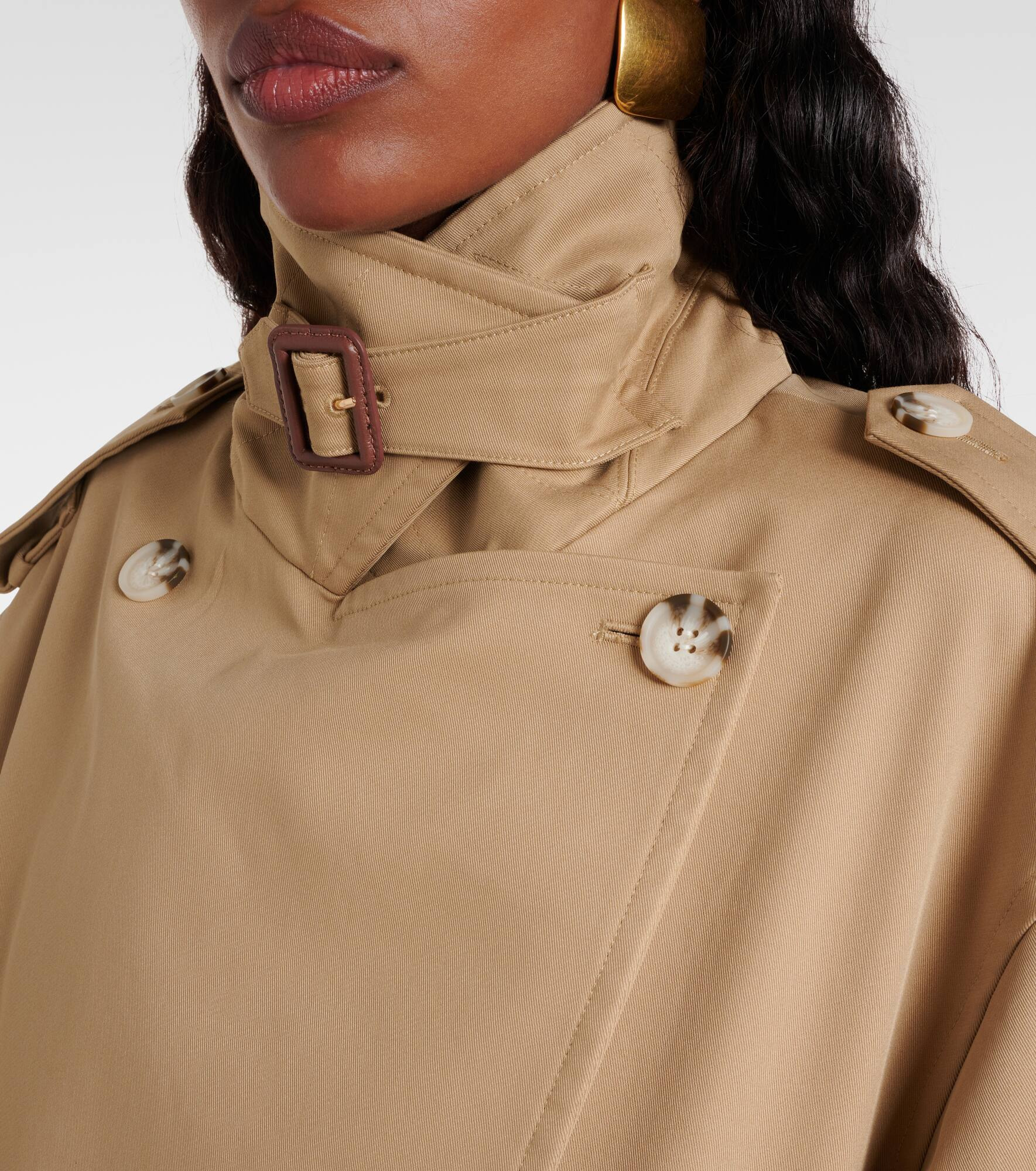 Cropped gabardine trench coat - 4