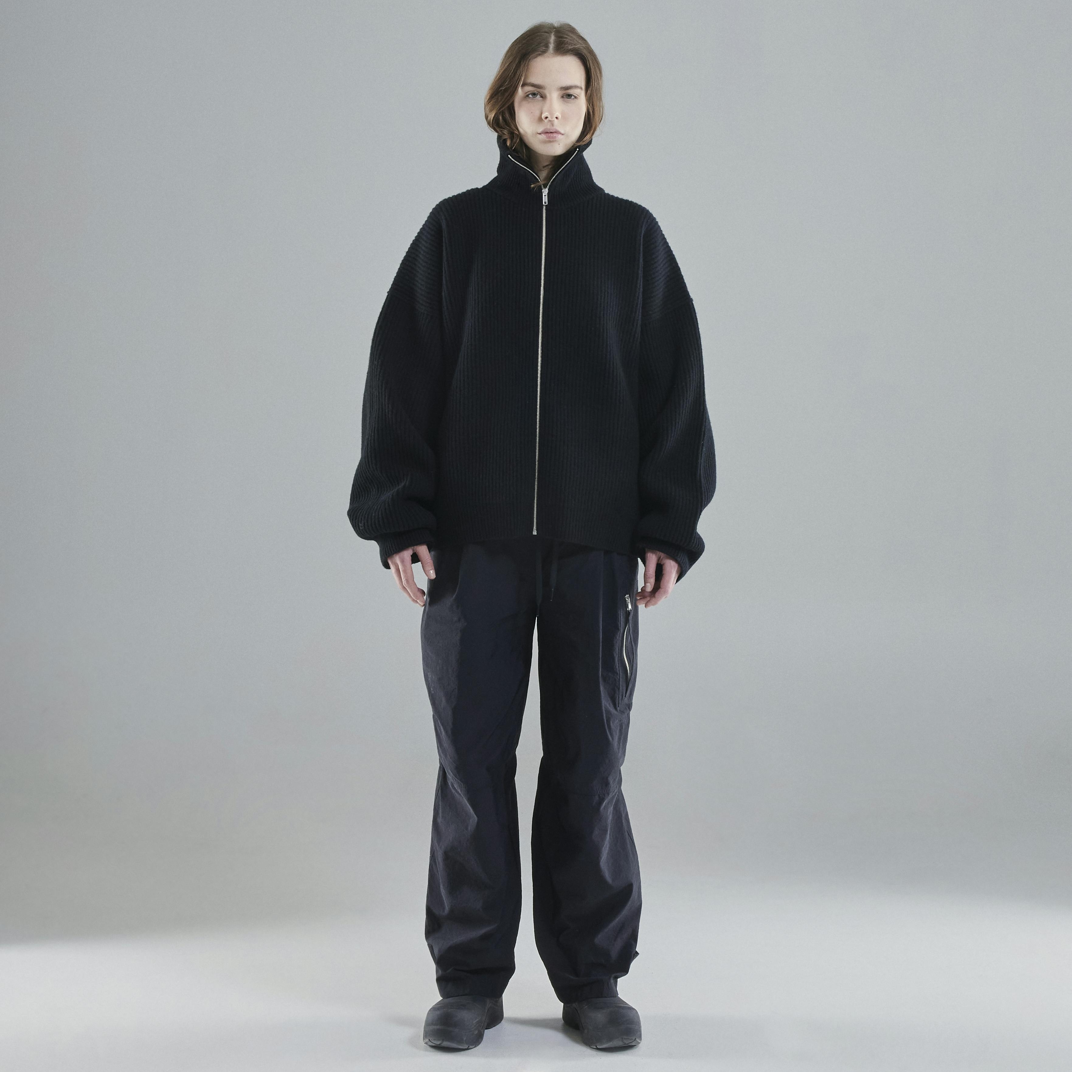Vonarstræti Zipped Wool Sweater (Unisex) - 3