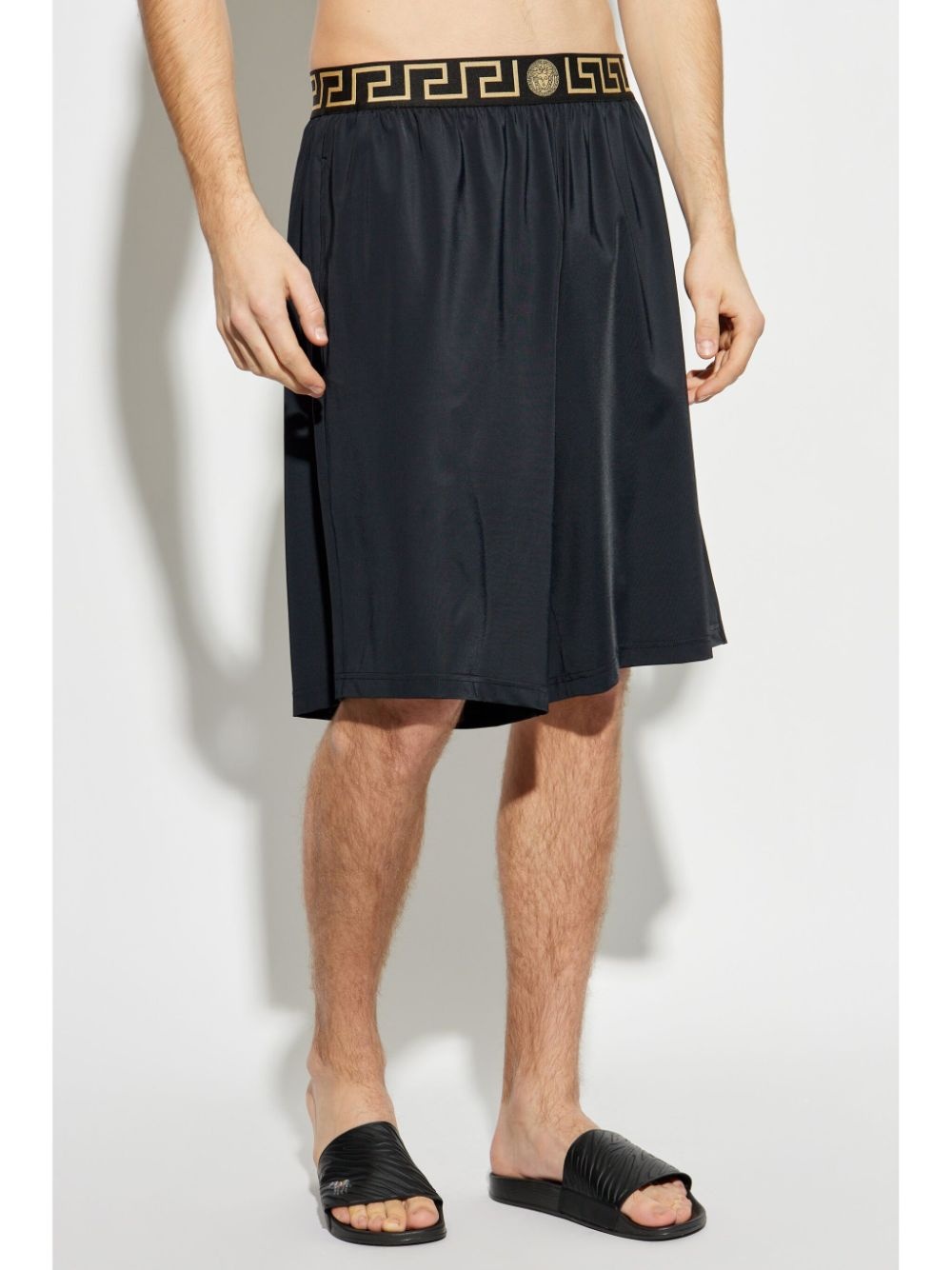 Greca-waistband shorts - 3