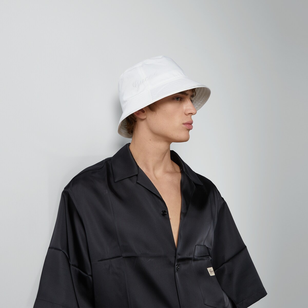 Cotton bucket hat with embroidery - 3