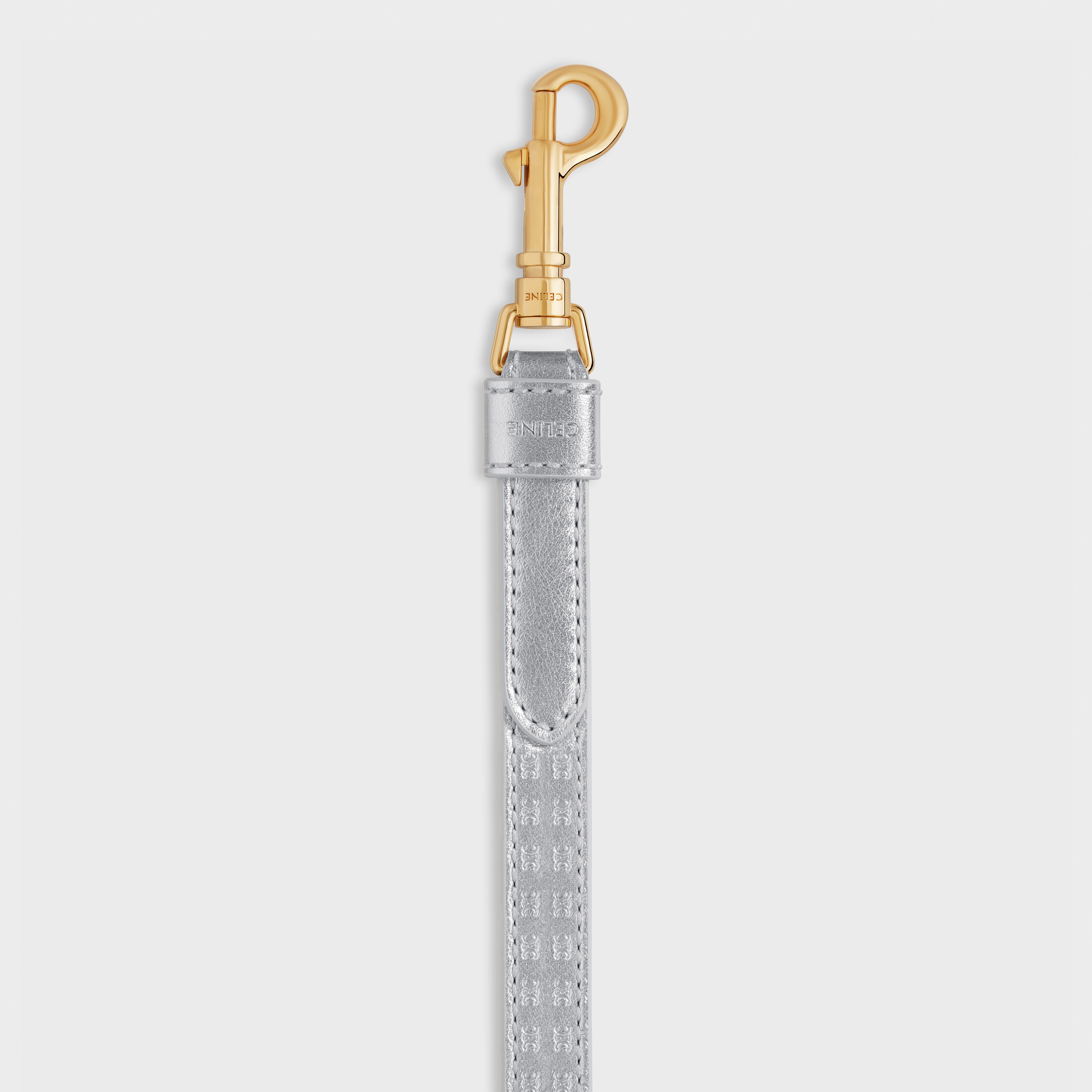Thin dog leash in laminated calfskin with Triomphe embossed - 3