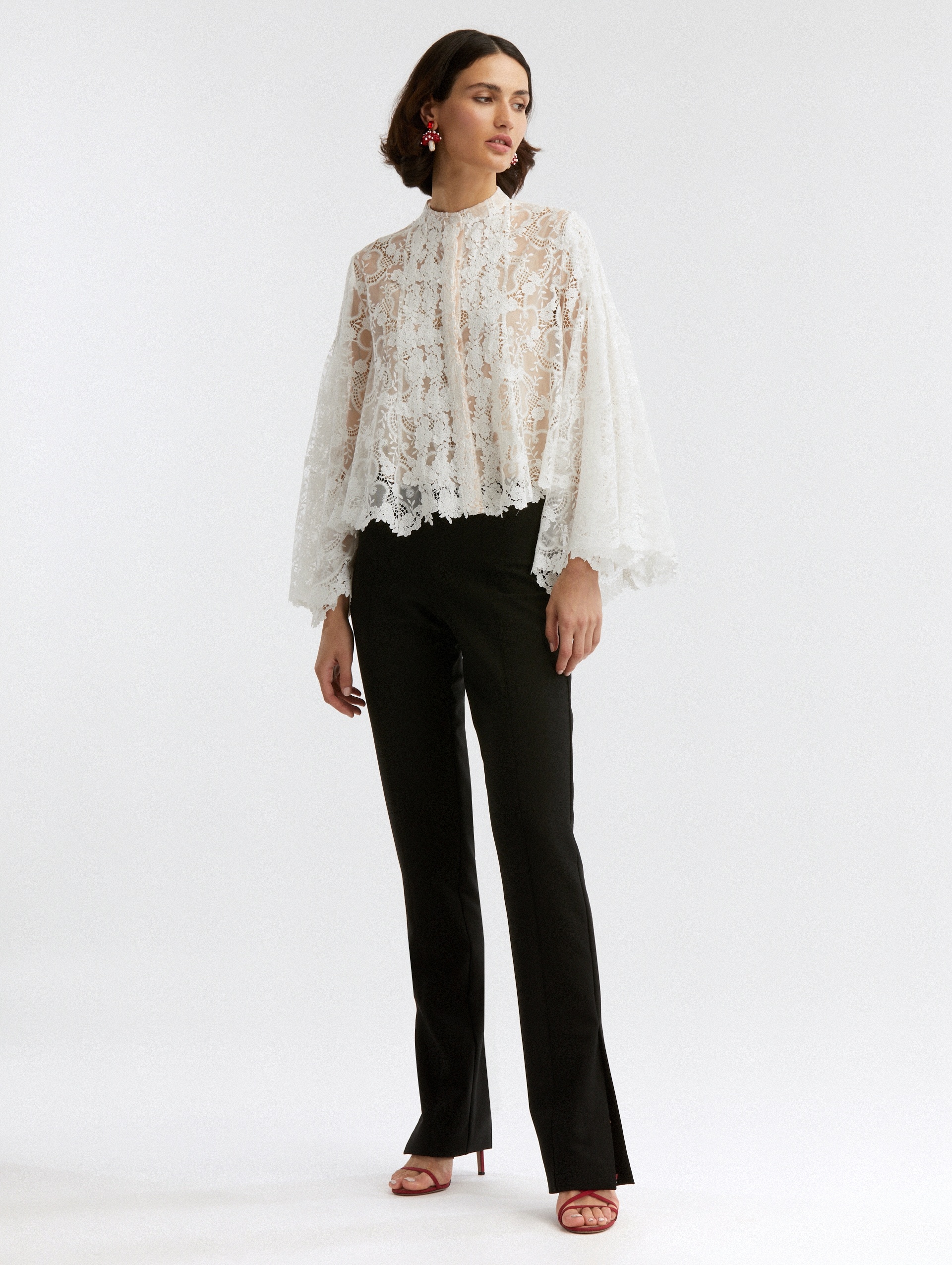 BRACELET SLEEVE GEO FLORAL LACE BLOUSE - 3