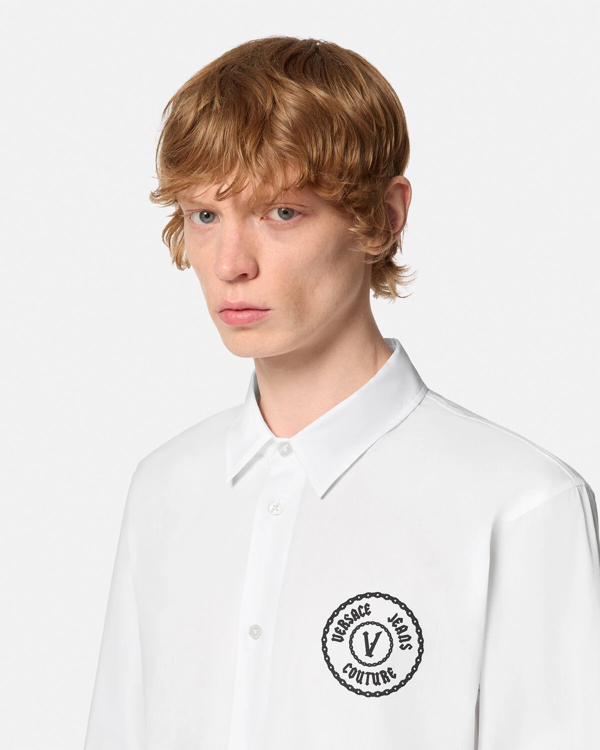 Chain V-Emblem Slim-Fit Shirt - 3