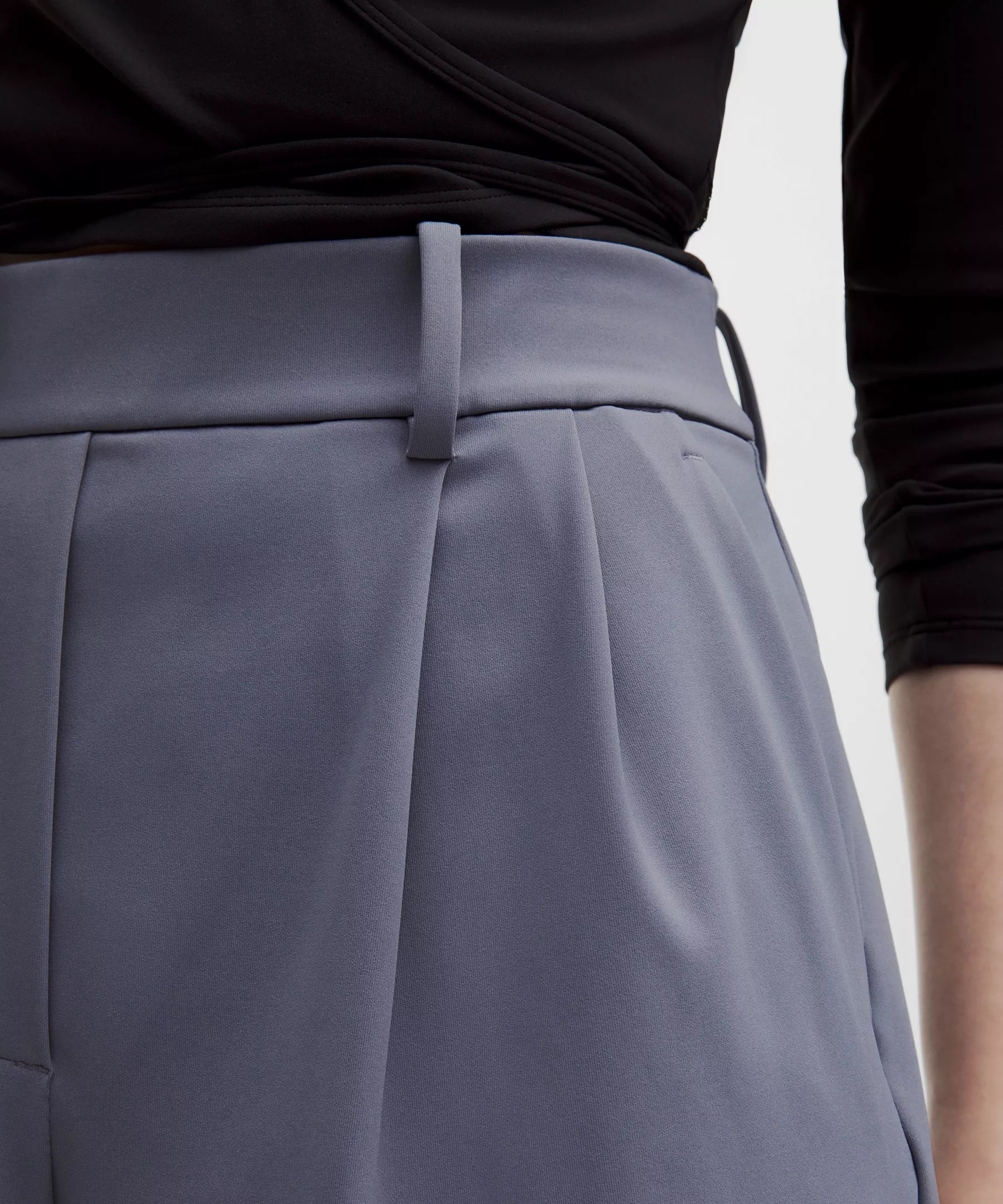 Daydrift Pleated High-Rise Short 7" - 7