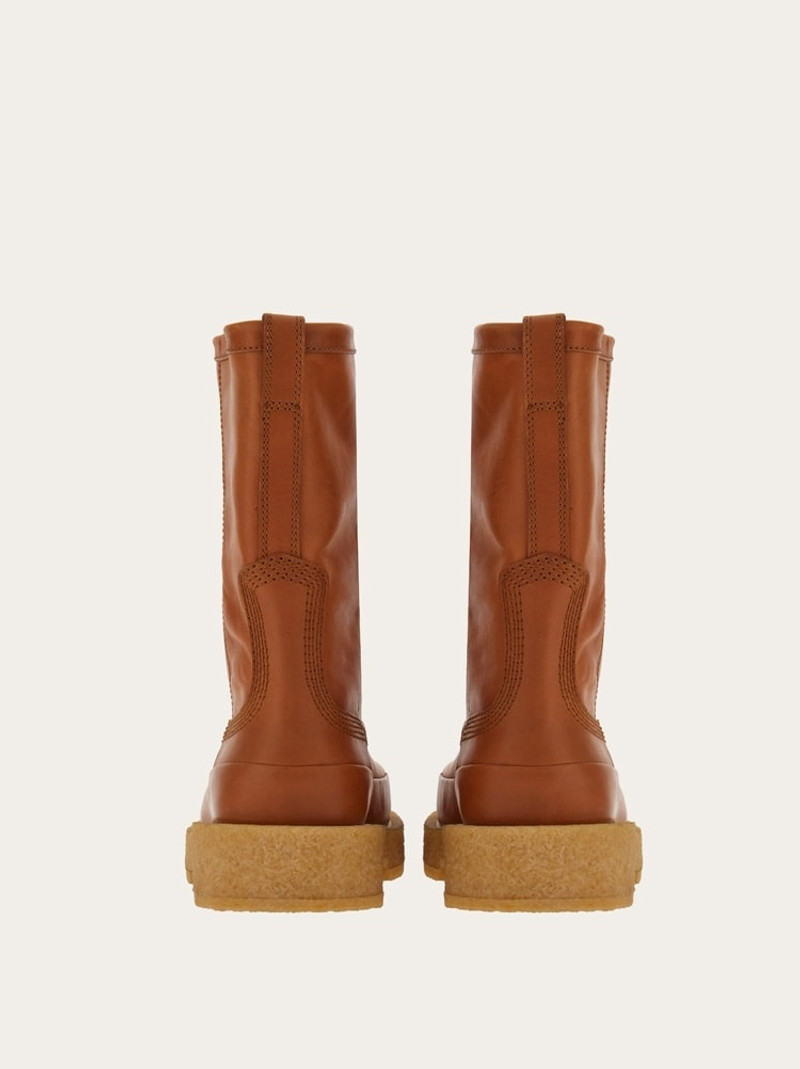 FERRAGAMO ANKLE BOOT WITH CREPE SOLE outlook