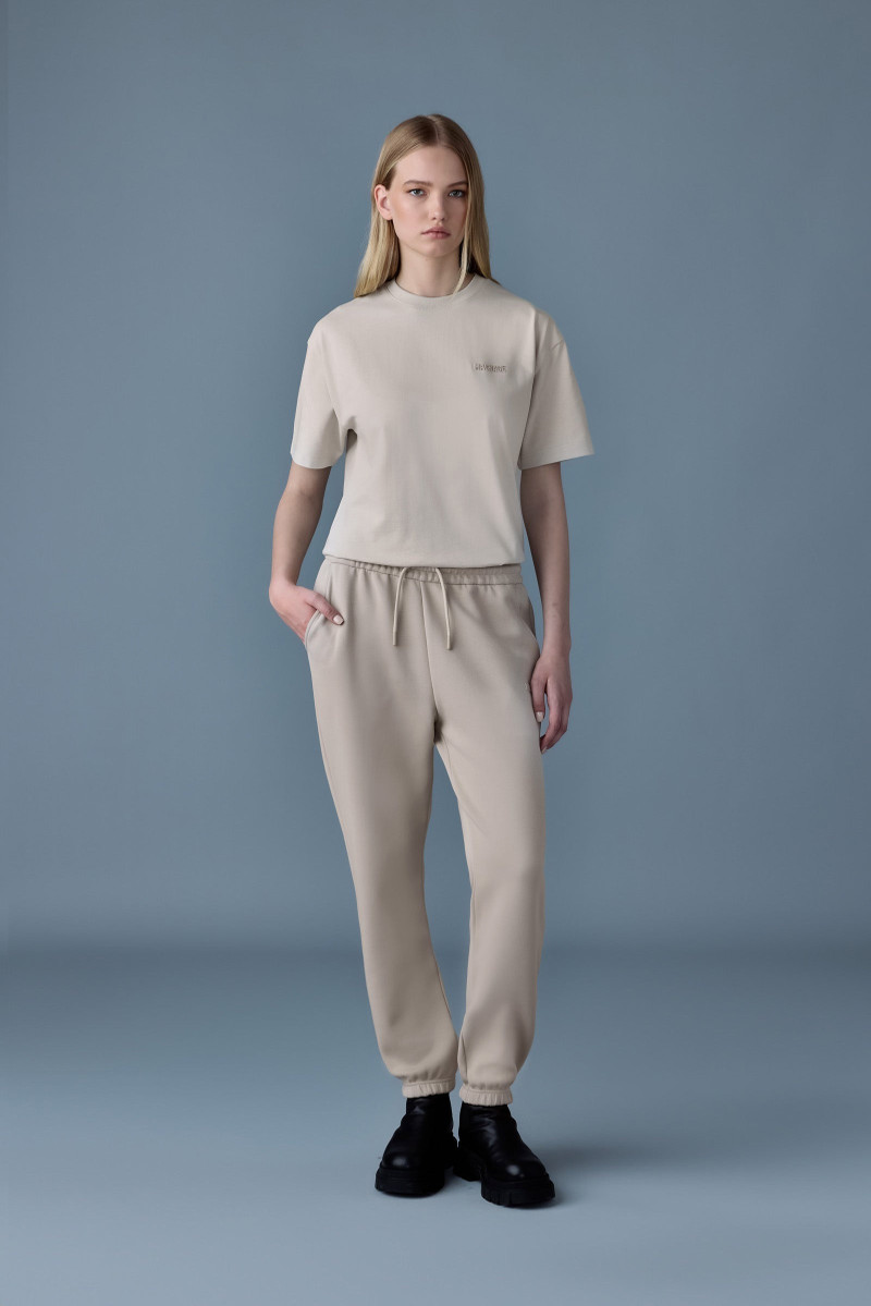 MACKAGE TEE-R Tee-shirt with Mackage silicone logo outlook