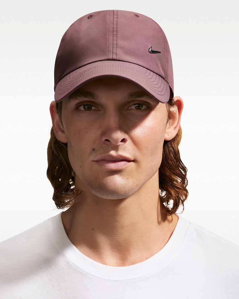 Nike Dri-FIT Club Unstructured Metal Swoosh Cap 3