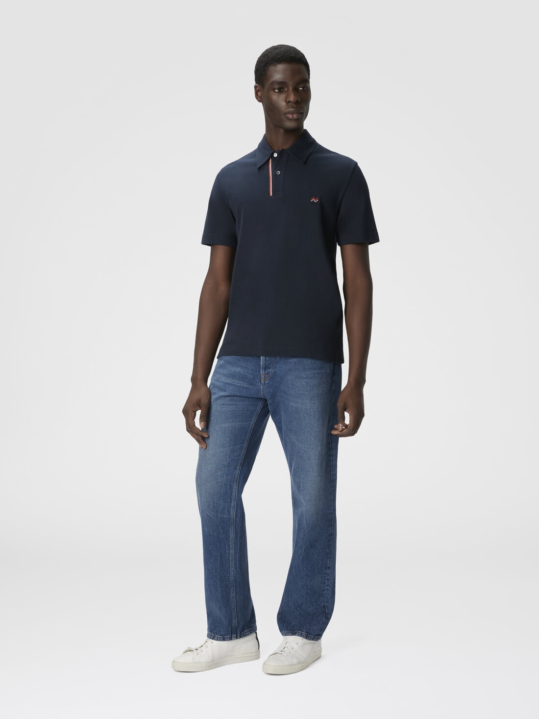 Solid color cotton piqué polo shirt with zigzag embroidery and contrasting detail - 2