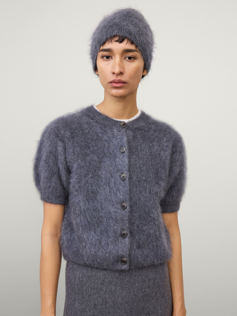 LISA YANG The Brushed Beanie outlook