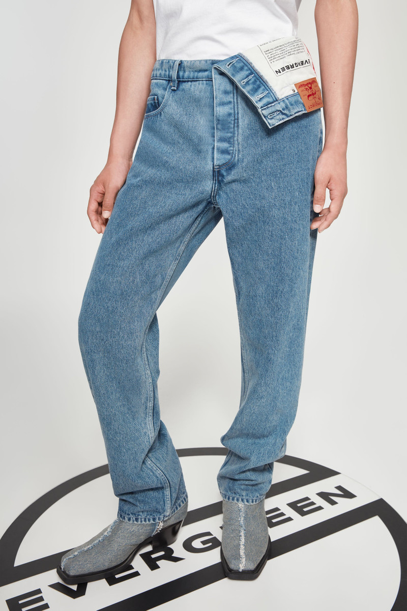 Classic Asymmetric Waist Jeans 9