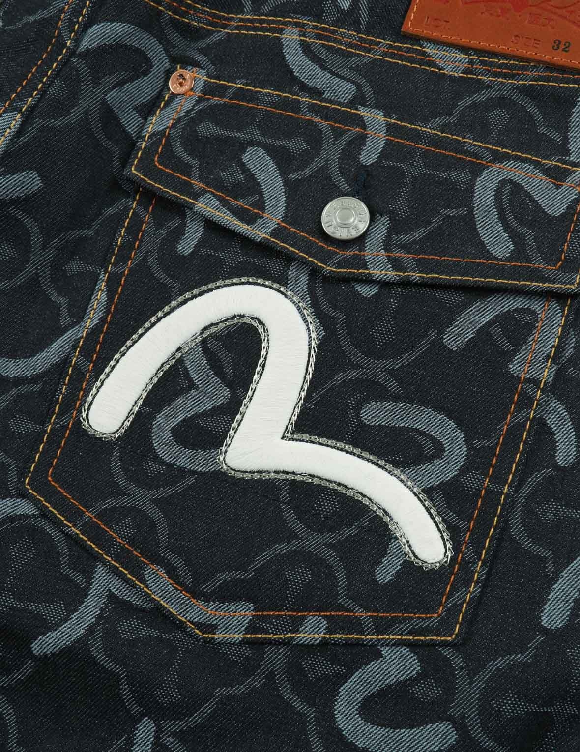 ALLOVER SEAGULL AND KAMON JACQUARD REGULAR FIT DENIM SHORTS - 11