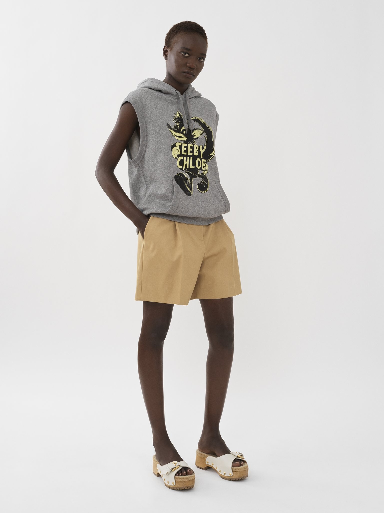 SLEEVELESS HOODED SWEATER - 3