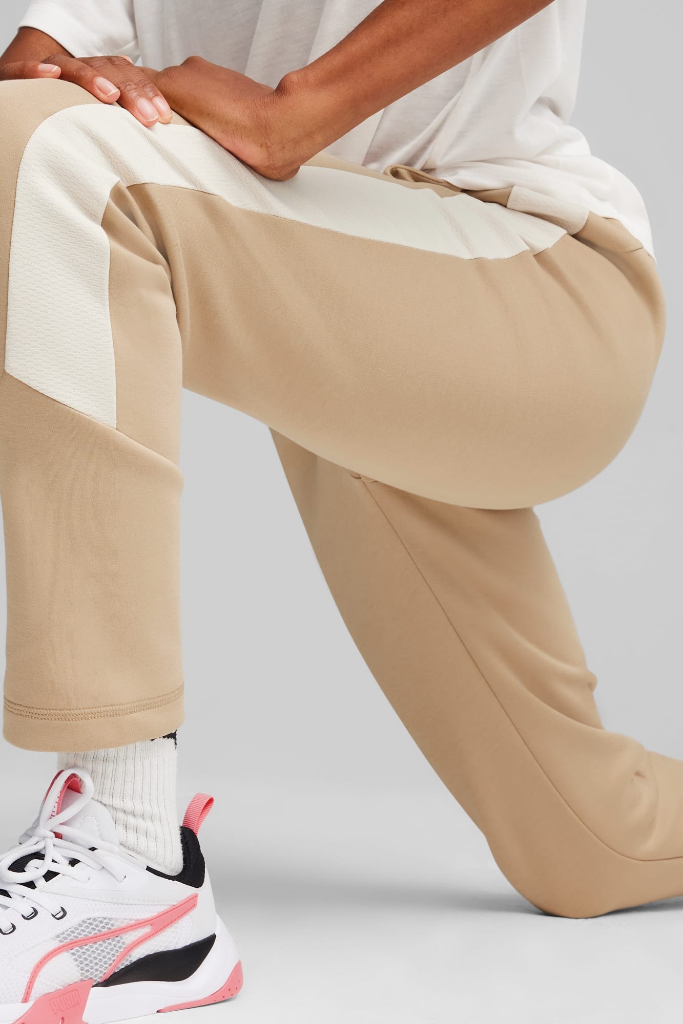 EVOSTRIPE Women's Sweatpants - 4