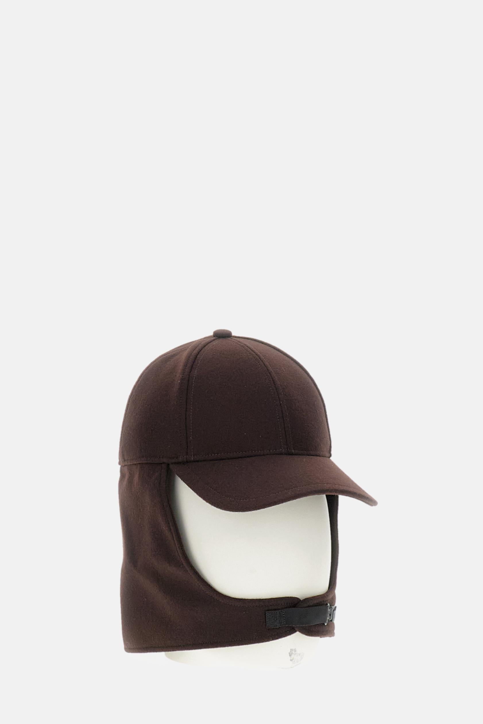 HAT - 4