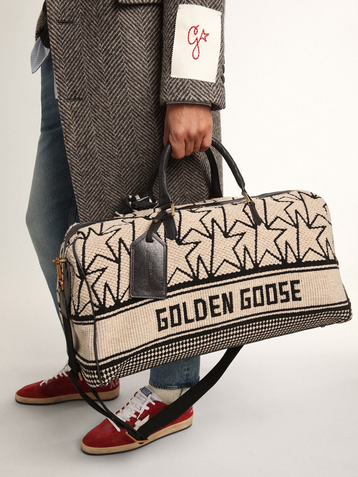 Men's duffle bag in milk-white jacquard wool and black lettering - 3