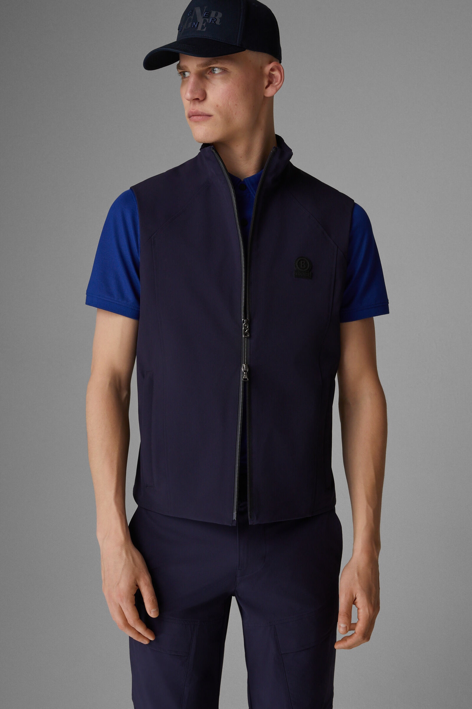 Yva Vest in Dark blue - 2
