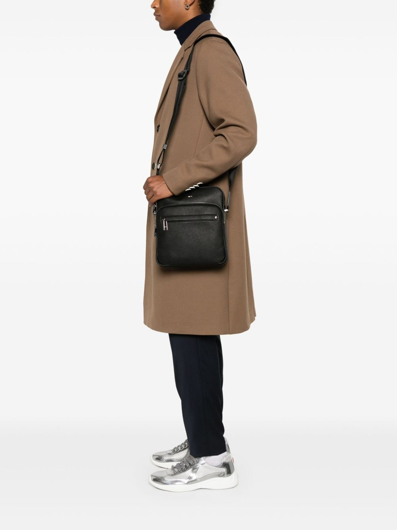 BOSS Ray messenger bag outlook