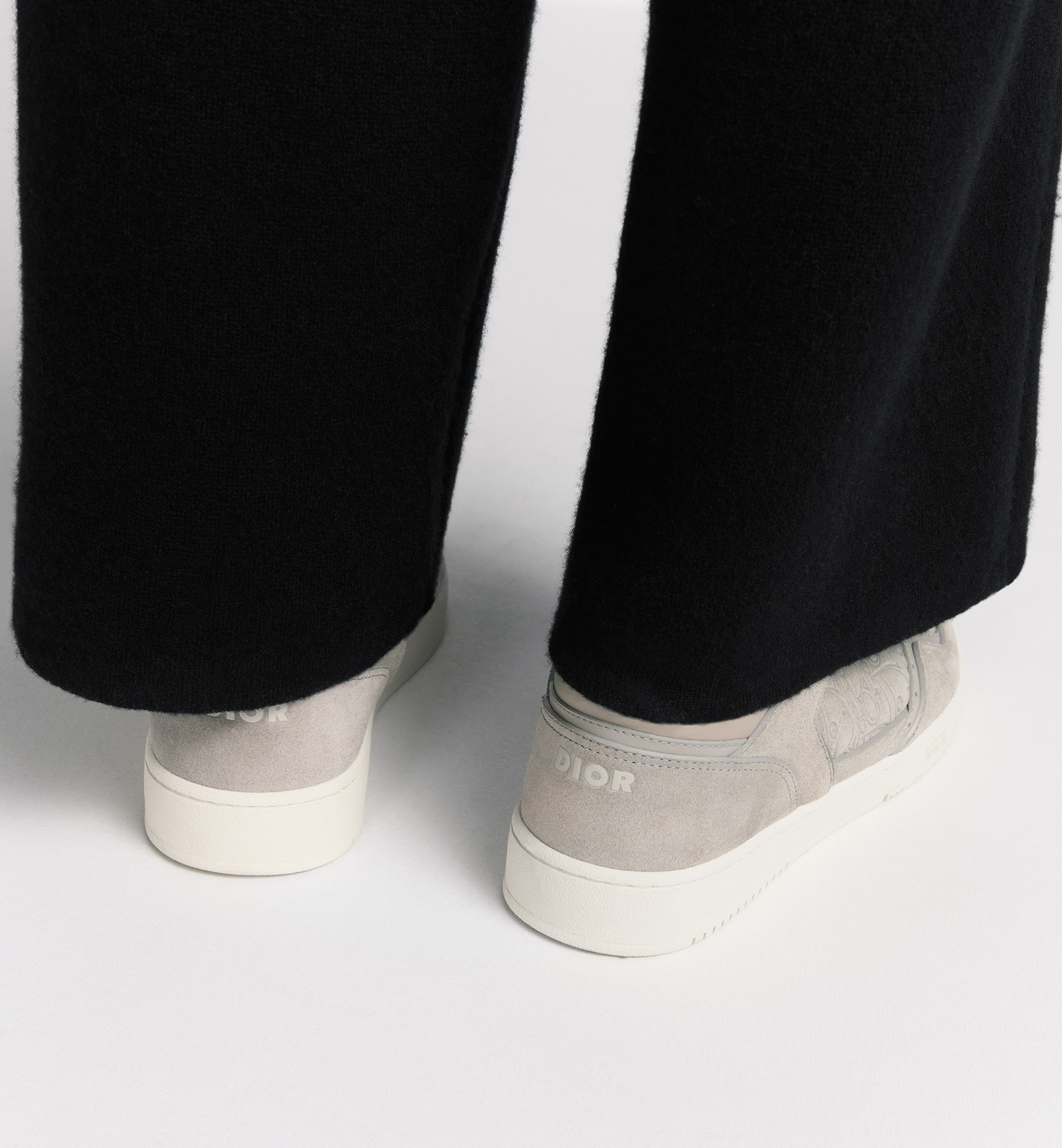 B27 Low-Top Sneaker - 3