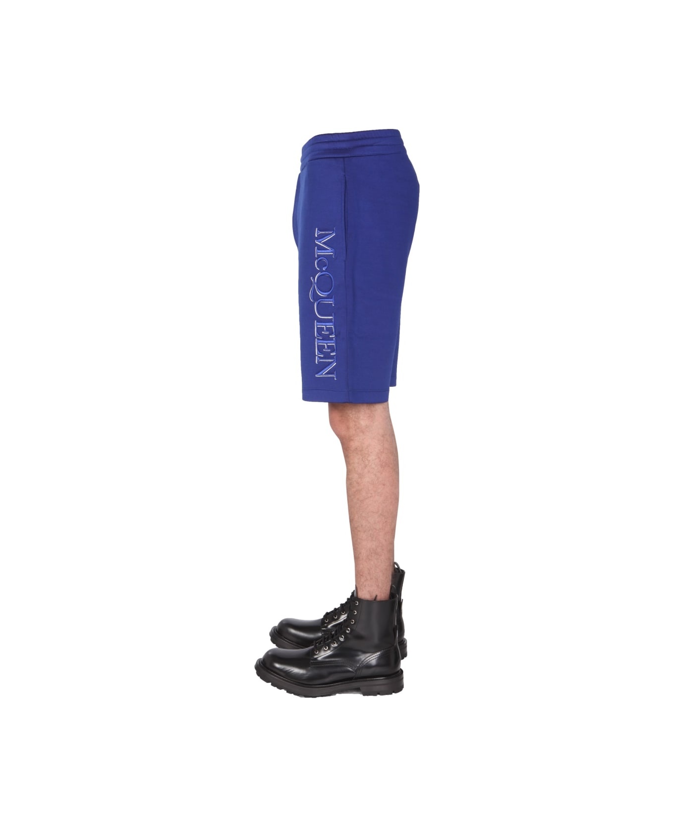 Shorts With Embroidered Logo - 3