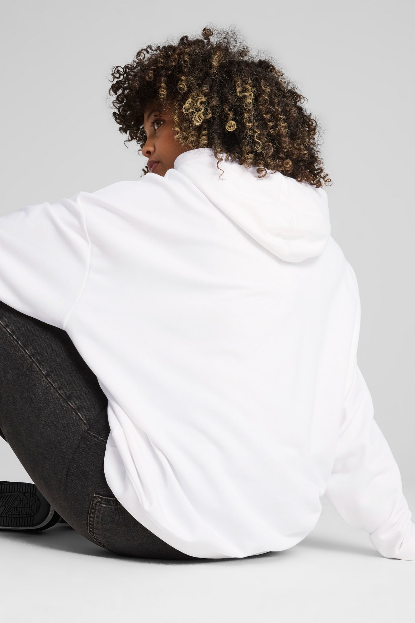 Essentials Women's Relaxed Hoodie - 6