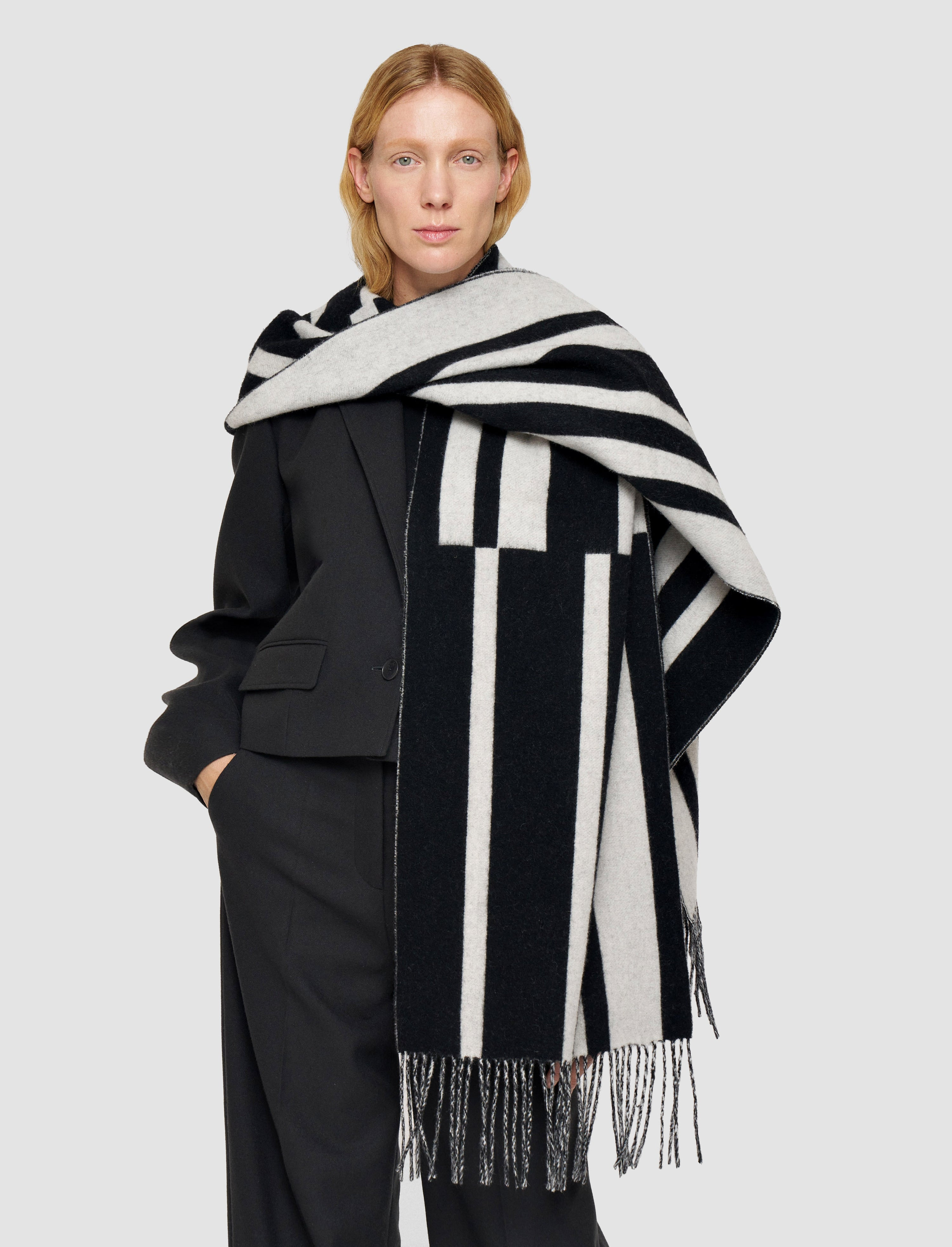 Magali Wool Scarf - 2