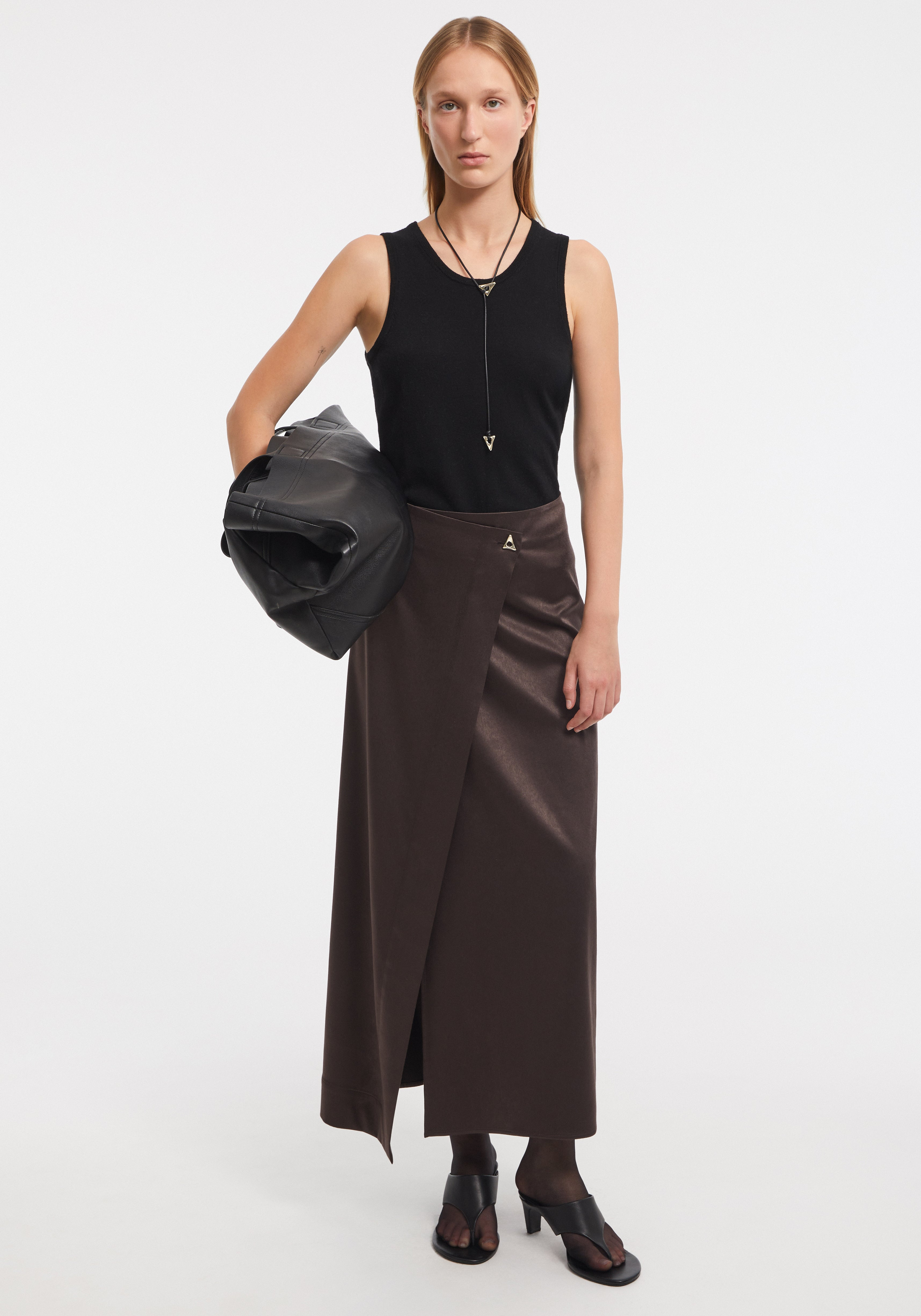 ROYAL
Satin wrap maxi skirt - 2