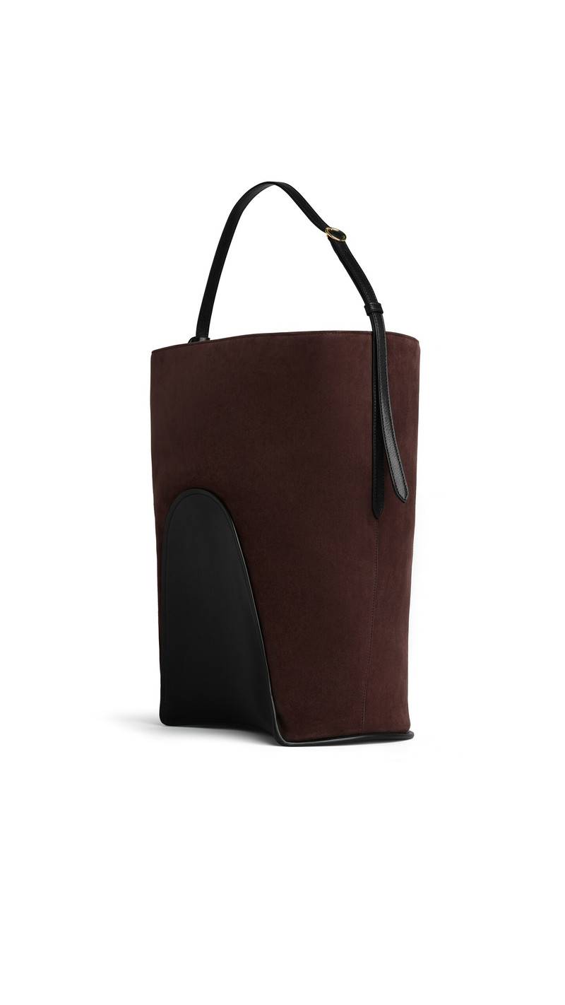 Alaïa HIP  LARGE BUCKET BAG IN SUEDE outlook