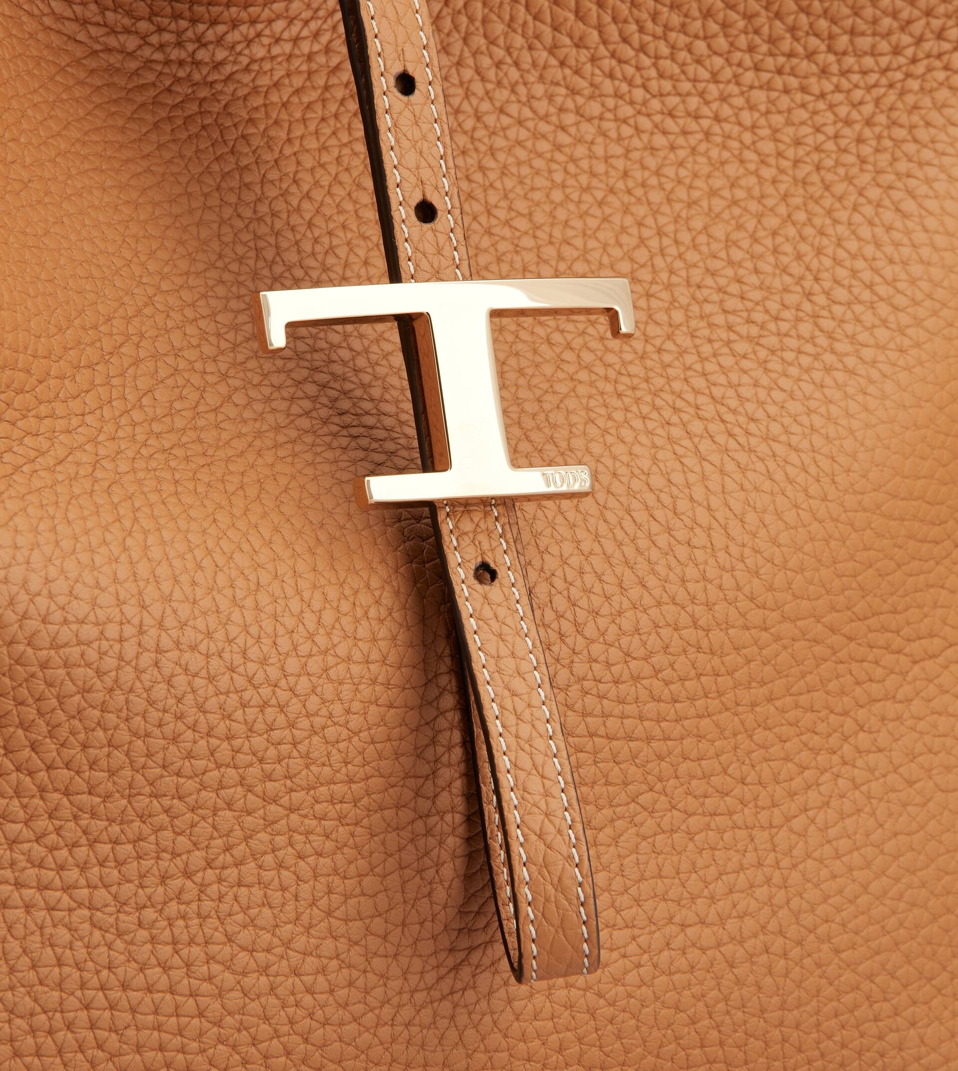 T TIMELESS SHOULDER BAG IN LEATHER SMALL - BROWN - 5