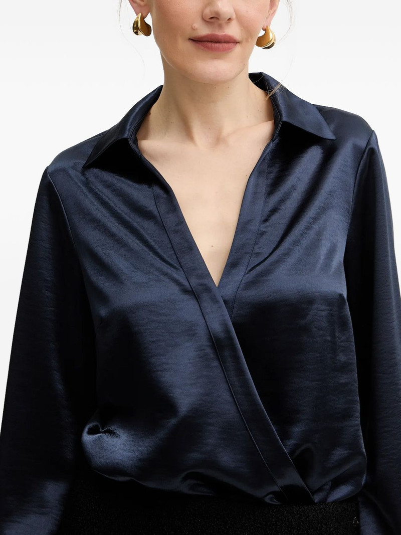 V-neck top 5