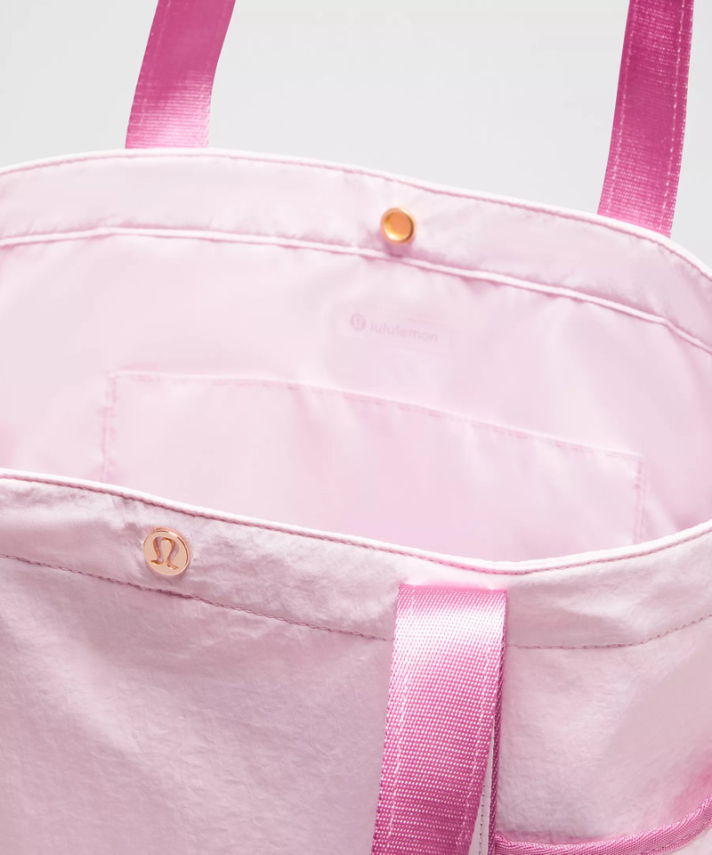 Daily Multi-Pocket Tote Bag 20L 4