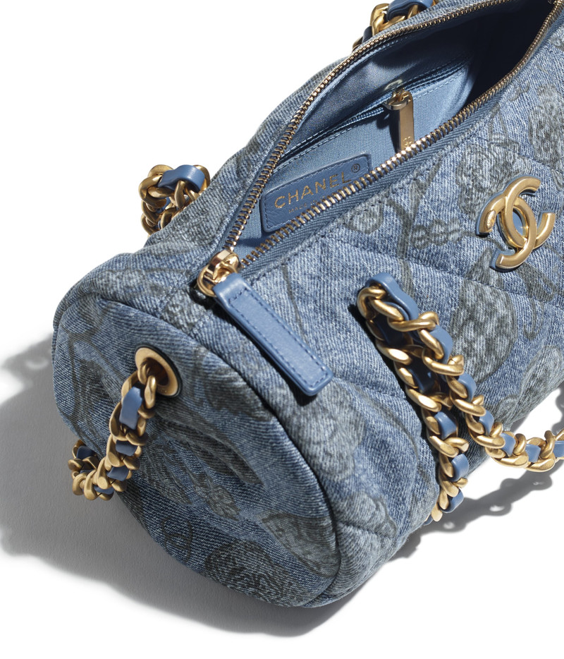 CHANEL Small Bowling Bag outlook