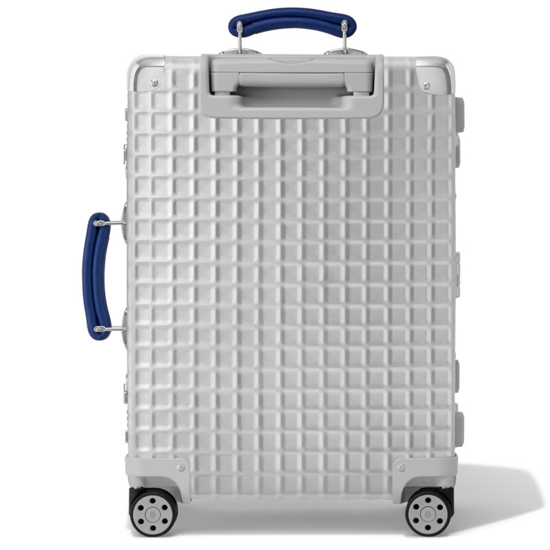 Classic Aluminum Grid Cabin 5