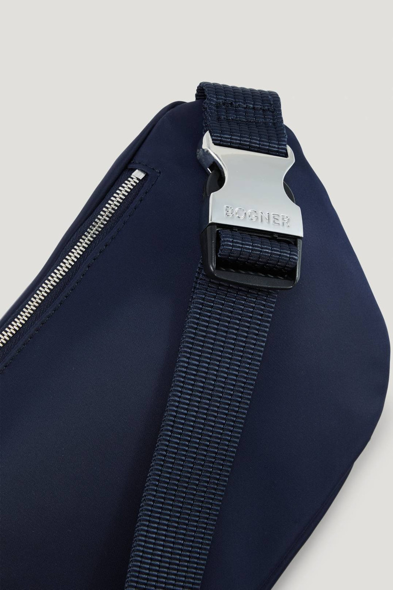 VERBIER PLAY JANICA BELT BAG IN NAVY BLUE 6