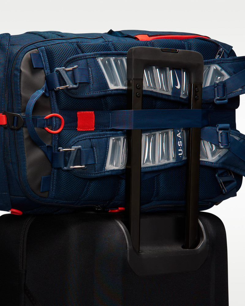 Nike Team USA Elite EasyOn Backpack (31L) 16