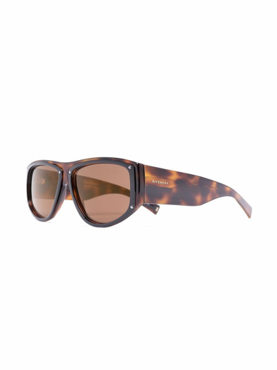 Givenchy tortoiseshell cat-eye sunglasses outlook