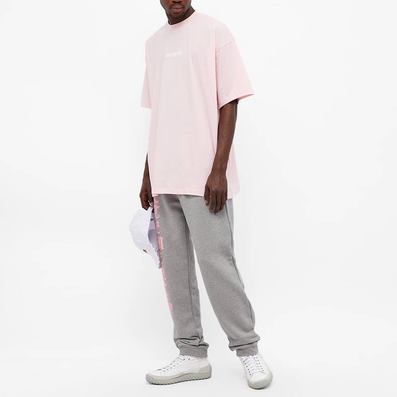 VETEMENTS VETEMENTS Logo Label Tee outlook